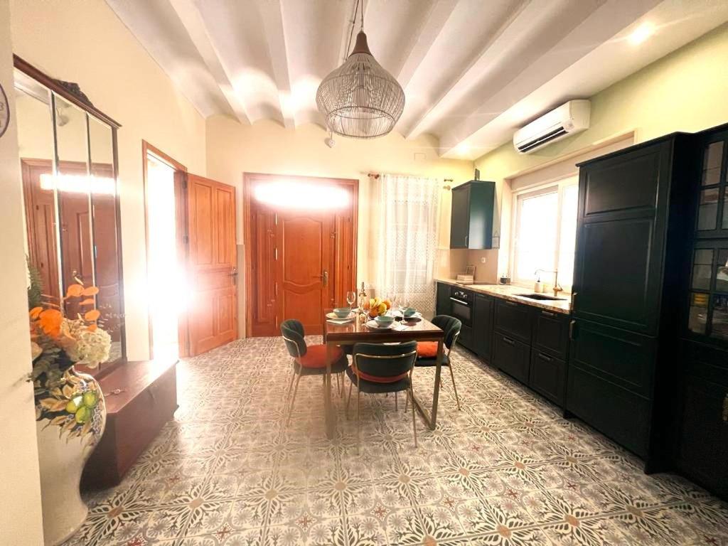 Esmeralda Apartment With Free Private Underground Parking Walencja Zewnętrze zdjęcie